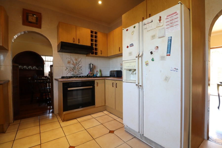 3 Bedroom Property for Sale in Kabega Park Eastern Cape